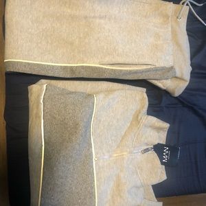 Size m BooHooMan sweat suit